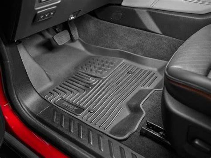 Does AutoZone carry WeatherTech floor mats?